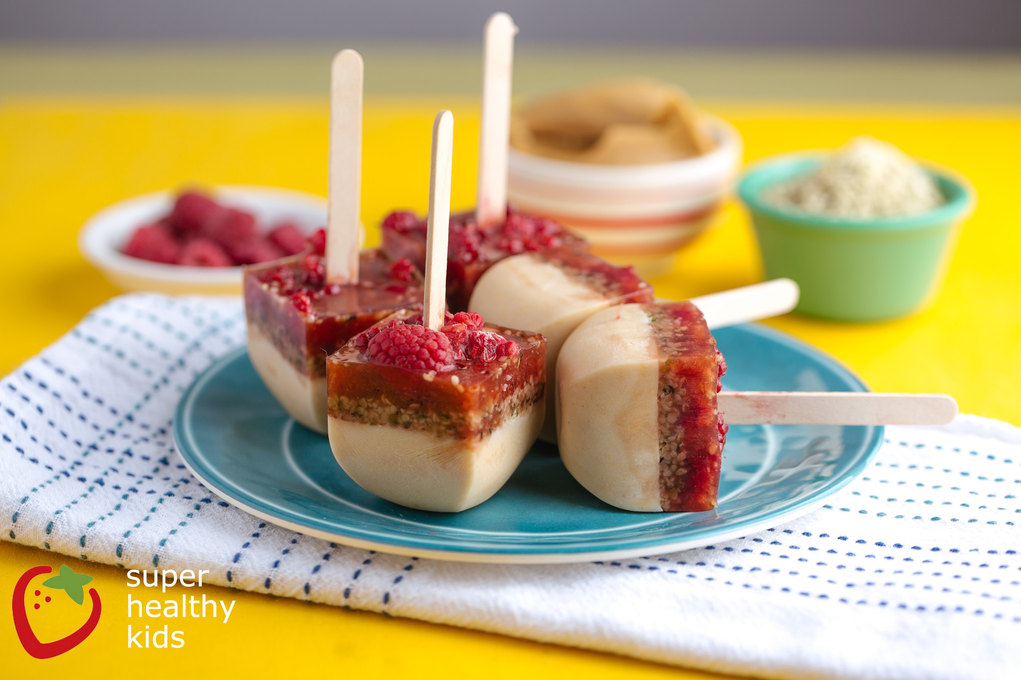 Super Healthy Desserts
 Frozen Peanut Butter Berry Pops Recipe
