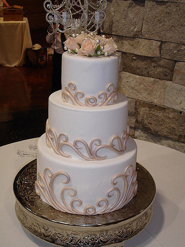 Swirl Wedding Cakes
 White Wedding Cake w Fondant Swirls