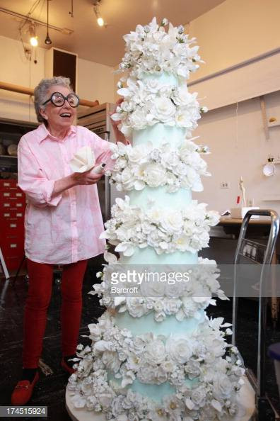 Sylvia Weinstock Celebrity Wedding Cakes
 Croquembouche Stock s and