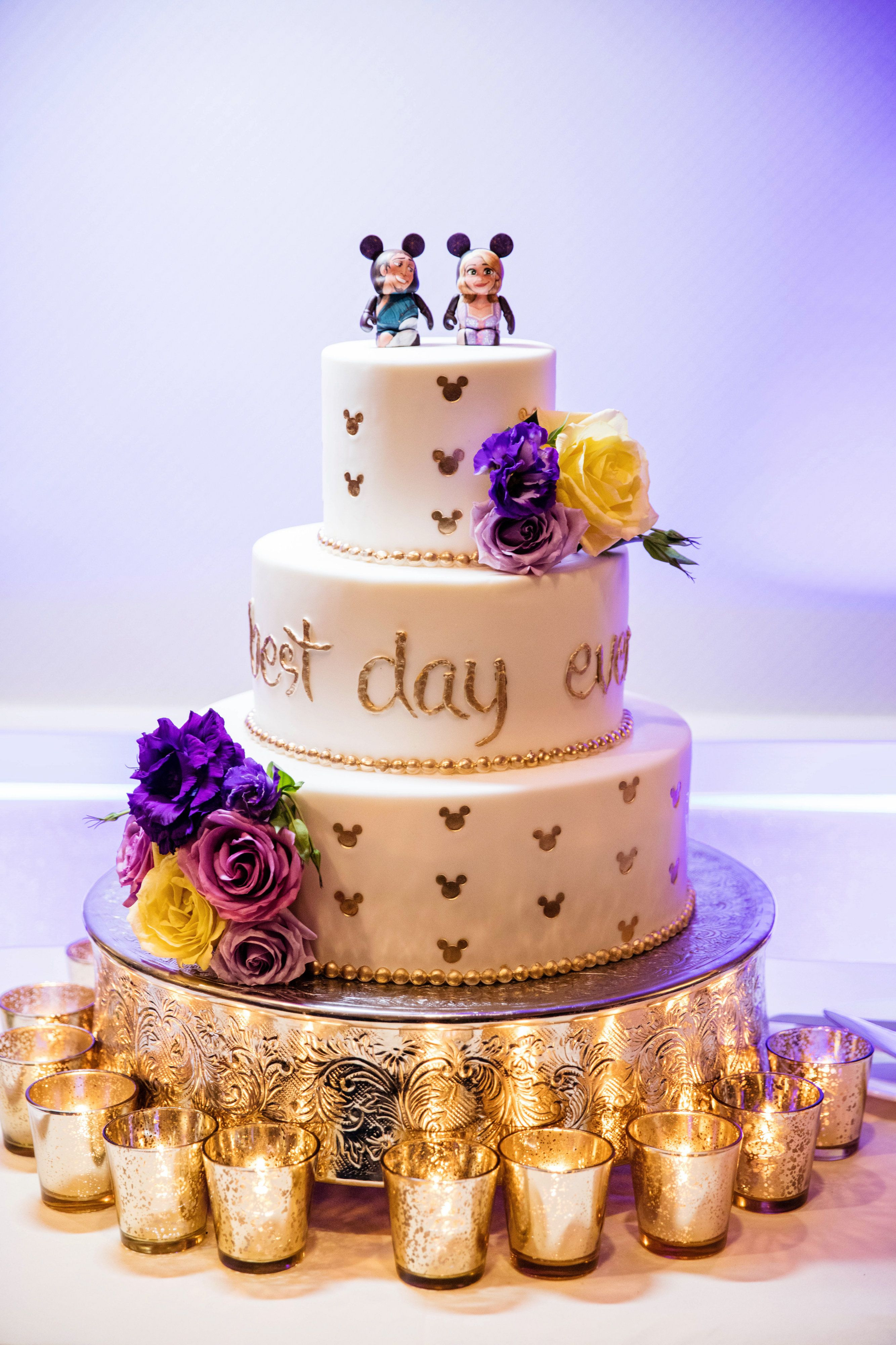 Tangled Wedding Cakes
 A Tangled inspired wedding cake for your Best Day Ever