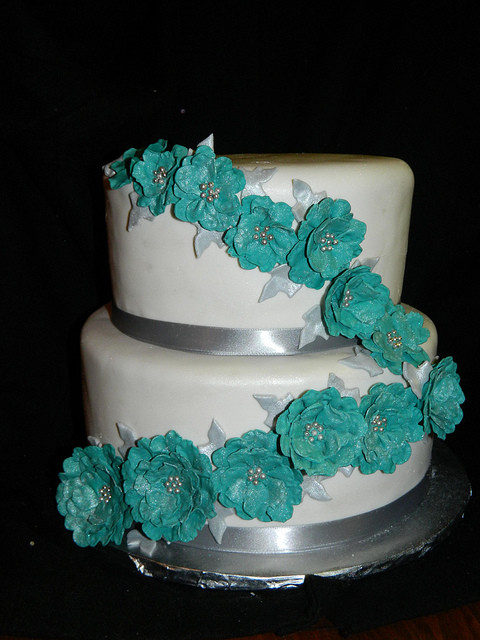 Teal And Silver Wedding Cakes
 White teal and silver Wedding cake