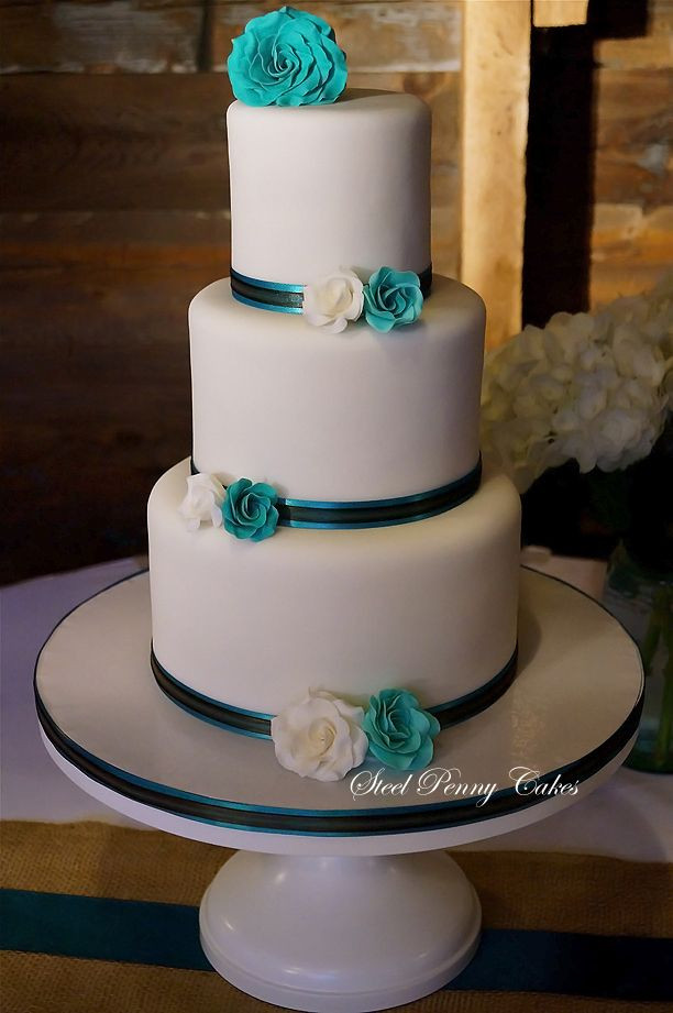 Teal And White Wedding Cake
 25 best ideas about Teal wedding cakes on Pinterest