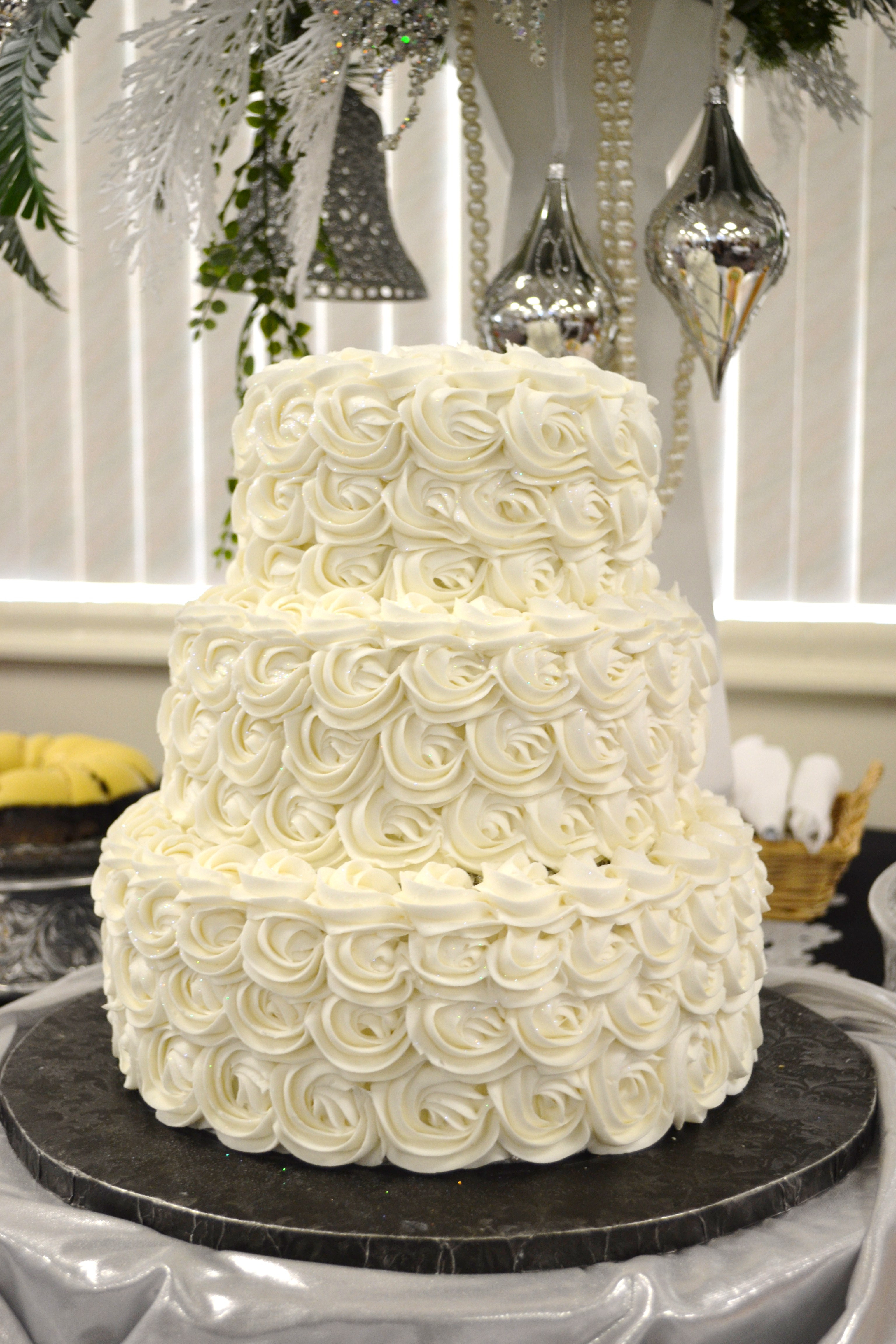 Three Tear Wedding Cakes
 3 tiered wedding cakes idea in 2017