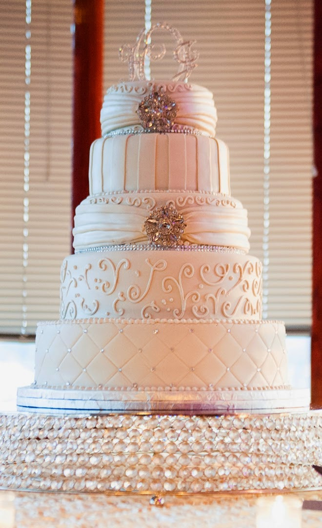 Top Wedding Cakes
 Best Wedding Cakes of 2014 Belle The Magazine