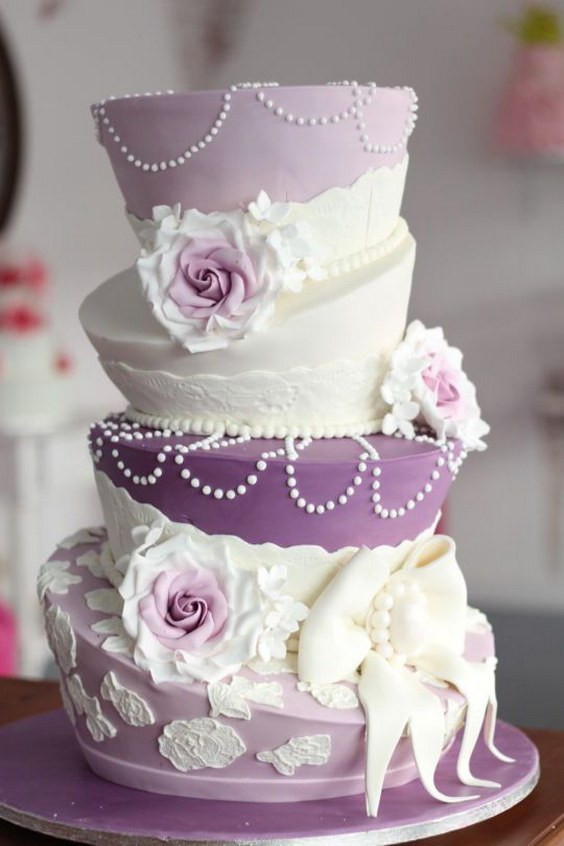 Topsy Turvey Wedding Cakes
 20 Creative Topsy Turvy Wedding Cake Ideas
