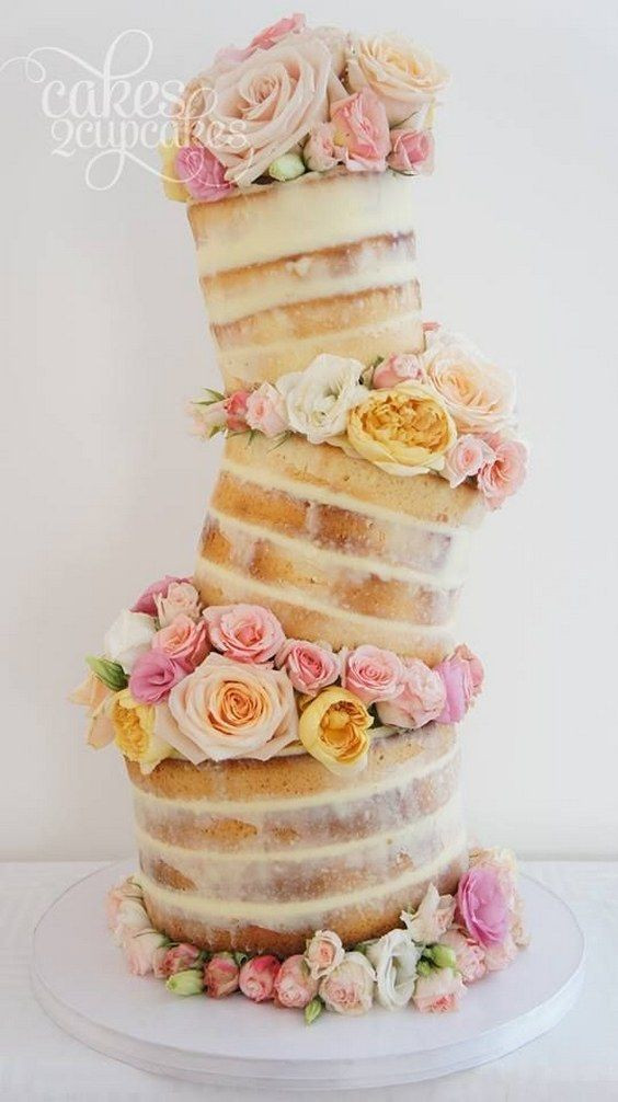 Topsy Turvey Wedding Cakes
 Topsy Turvy Wedding Cakes Arabia Weddings