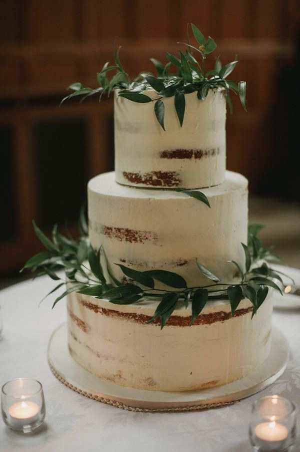 Toronto Wedding Cakes
 Stunning Toronto Wedding at Hart House