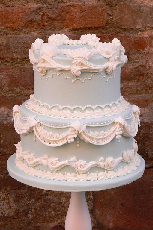 Traditional Wedding Cakes
 Traditional Wedding Cake Designs 6 Show Stopping Cakes