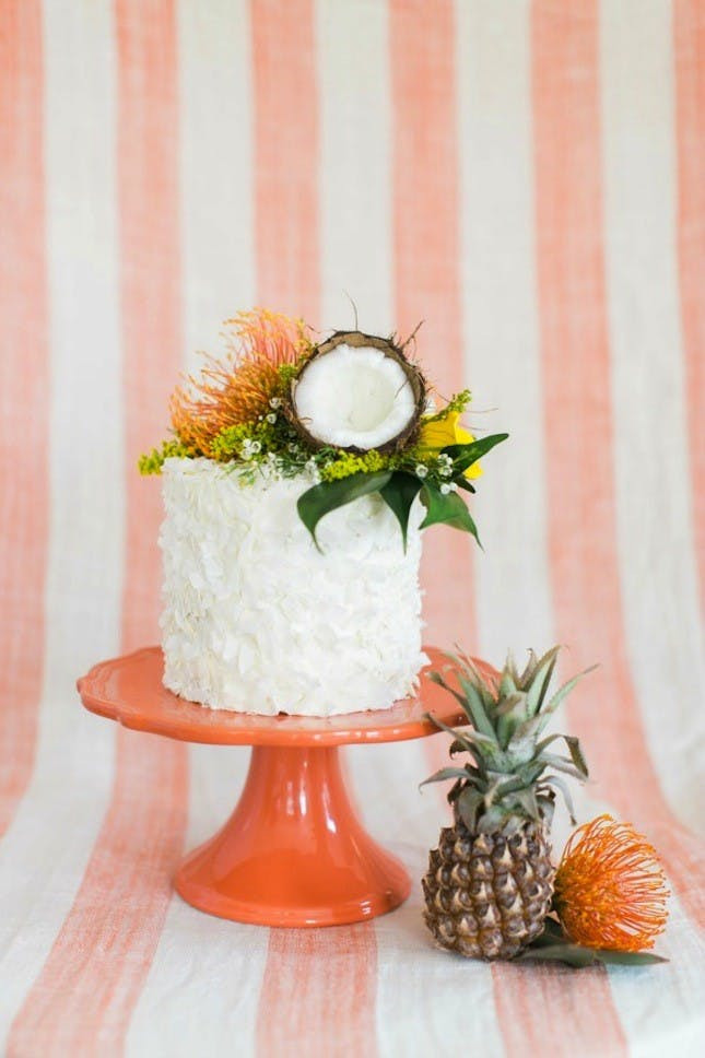 Tropical Wedding Cakes
 17 Tropical Wedding Cakes Perfect for Summer Weddings