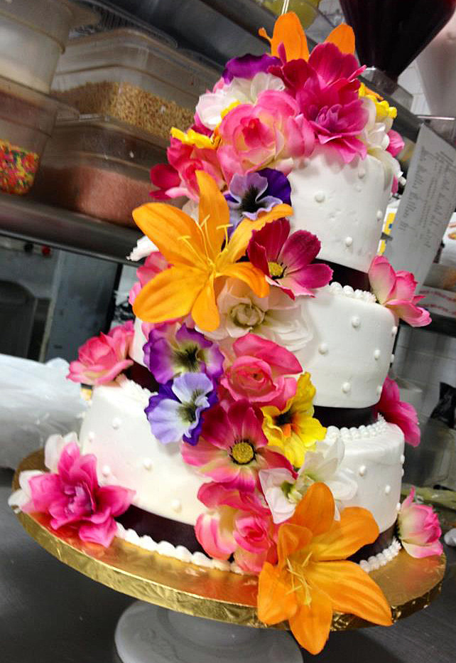 Tropical Wedding Cakes
 Babycake s Bake Shop Tropical Wedding Cake