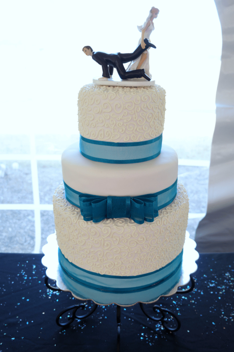 Turquoise And White Wedding Cakes
 turquoise & white wedding