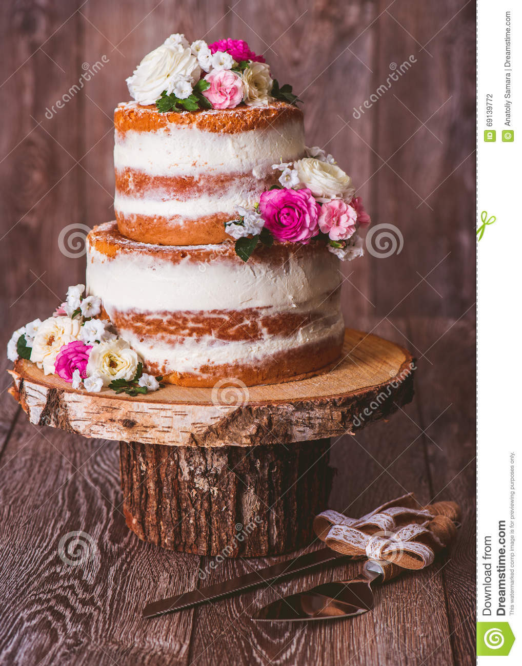 Two Layered Wedding Cakes
 Two layered wedding cake stock photo Image of decorated