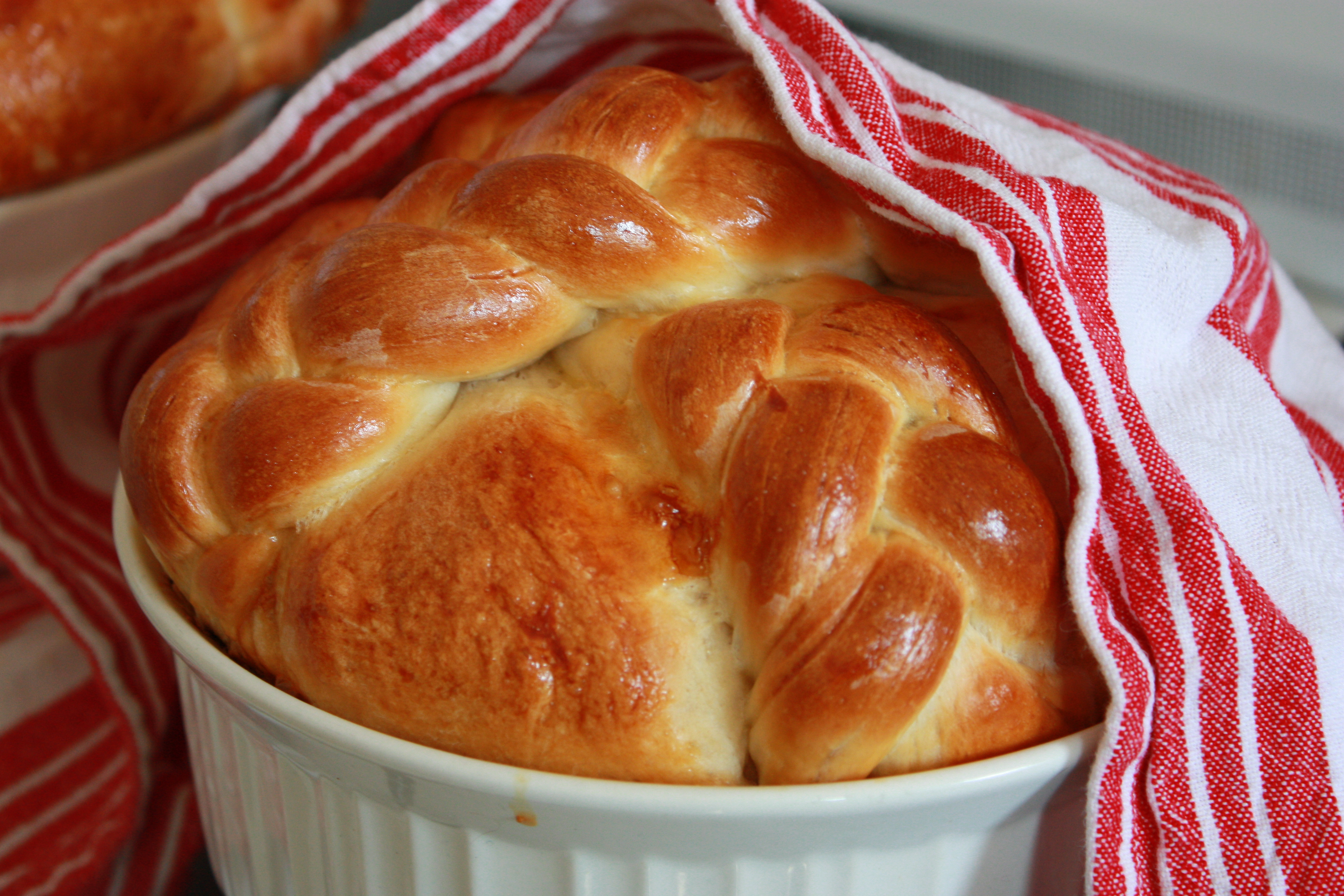 Ukrainian Easter Bread Recipe
 Paska