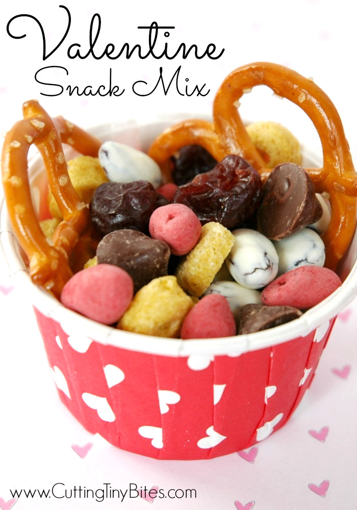 Valentine Healthy Snacks
 Valentine Snack Mix