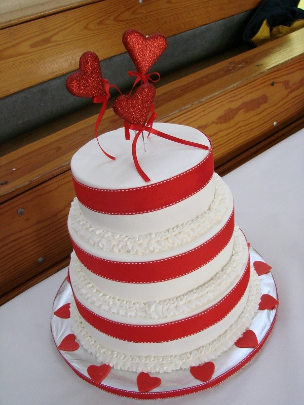Valentines Day Wedding Cakes
 12 best images about Valentine s Day Wedding Cakes on