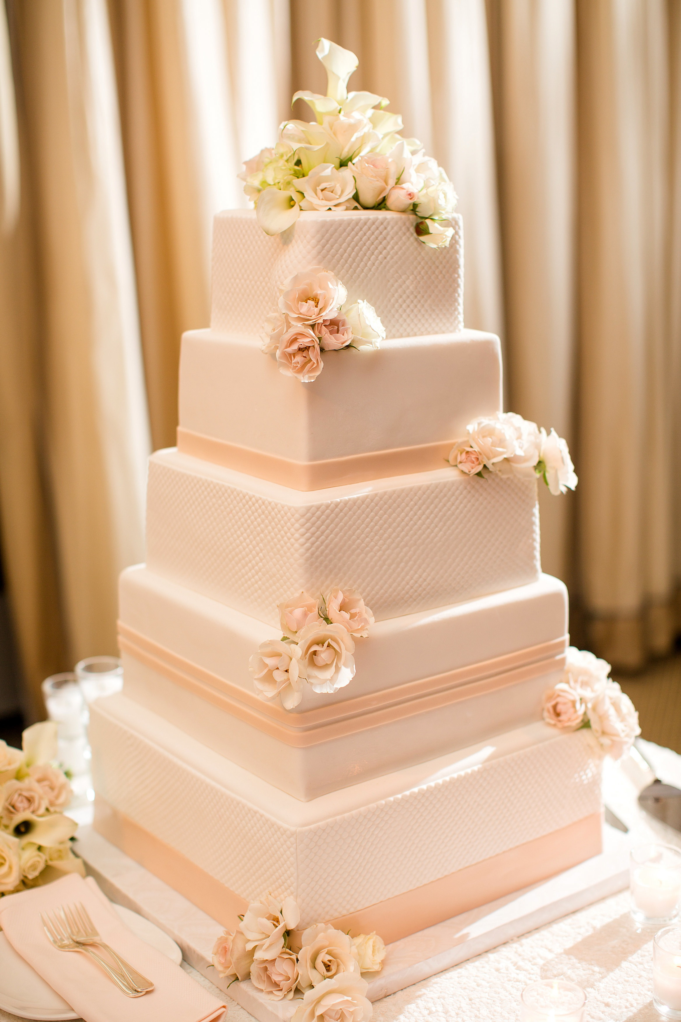 Vanilla Wedding Cakes
 Vanilla Bake Shop Wedding Cakes