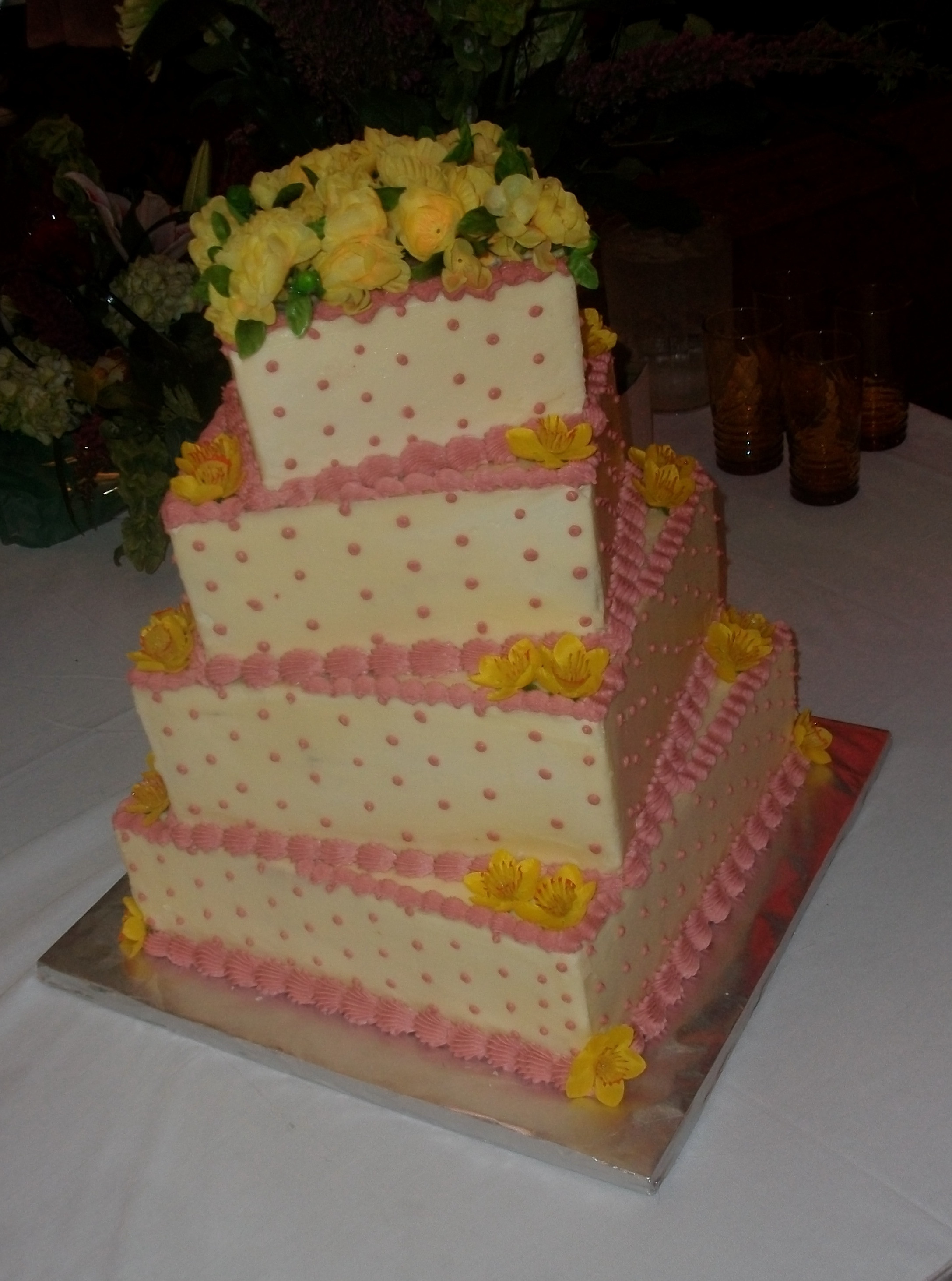 Vietnamese Wedding Cakes
 Vietnamese Flower Mai