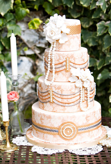 Vintage Style Wedding Cakes
 3 Great Reasons to Choose a Vintage Themed Wedding