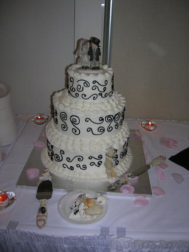 Wal Mart Wedding Cakes
 Joy s blog Boyd Wedding Cake 300x273 Walmart Wedding