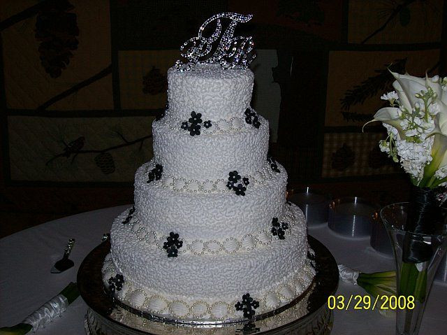 Walmart Bakery Wedding Cakes Price
 WALMART WEDDING CAKE PRICES – Unbeatable Prices for the