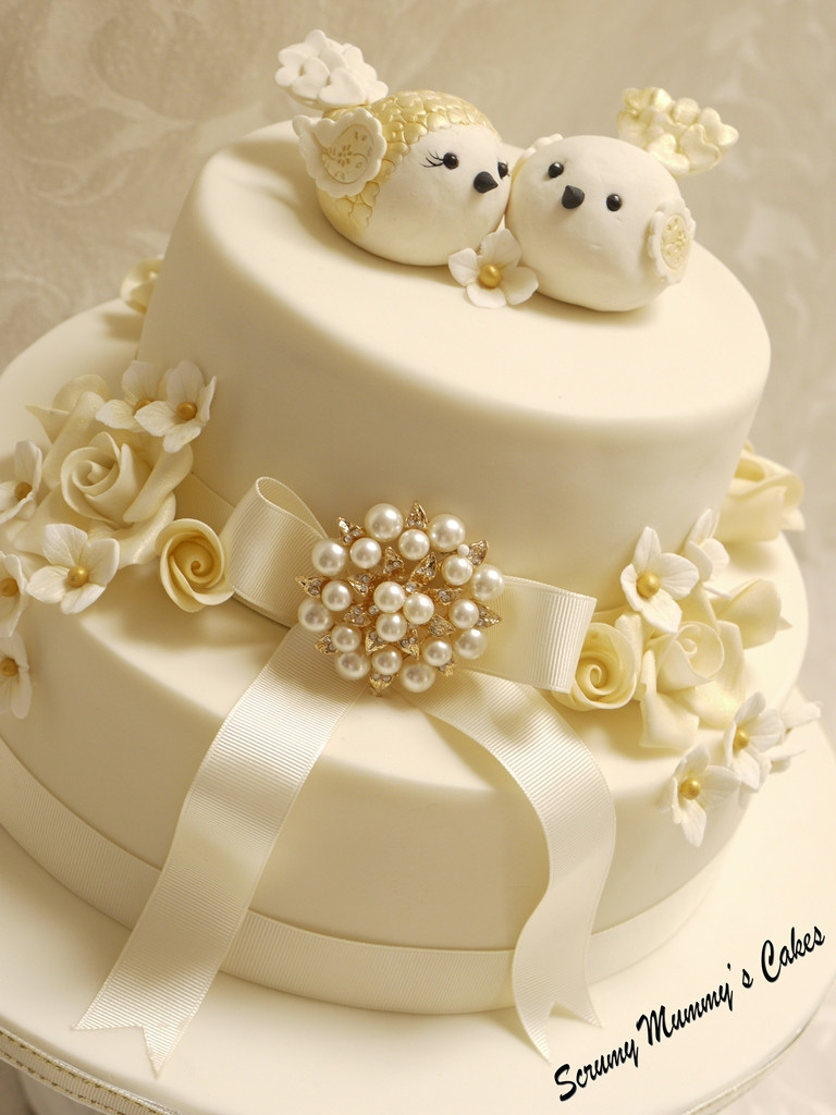 Wedding Anniversary Cakes
 Scrummy Mummy s Cakes Isobella Golden Wedding Anniversary