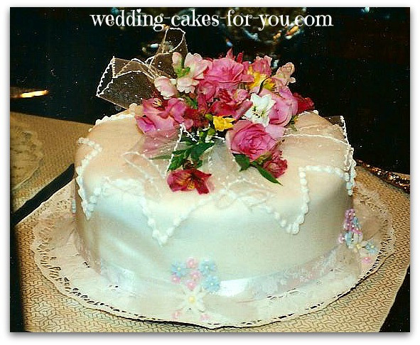 Wedding Anniversary Cakes Pictures
 Wedding Anniversary Cakes
