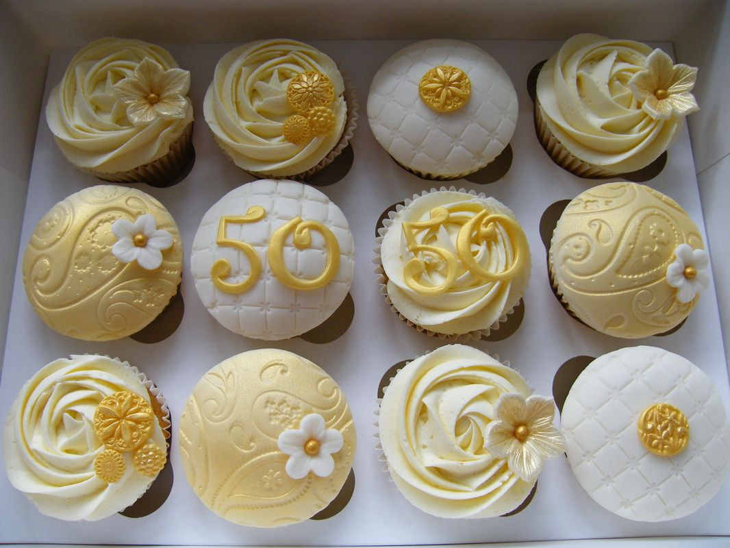 Wedding Anniversary Cupcakes Ideas the top 20 Ideas About Anniversary Cupcakes On Pinterest