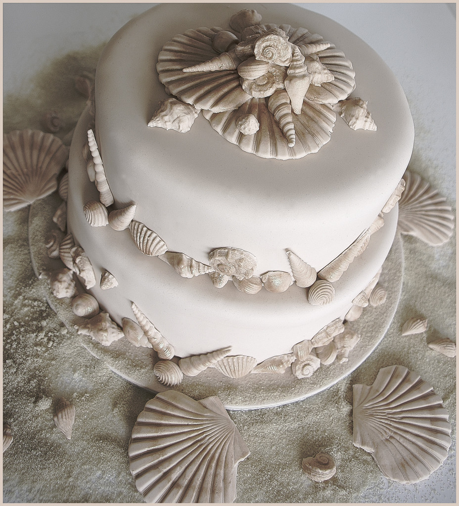 Wedding Beach Cakes
 Wedding cake – Cake Cupcakes and Cookies