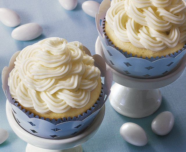 Wedding Cake Cupcake Recipes
 Double Almond Wedding Cupcakes Recipe