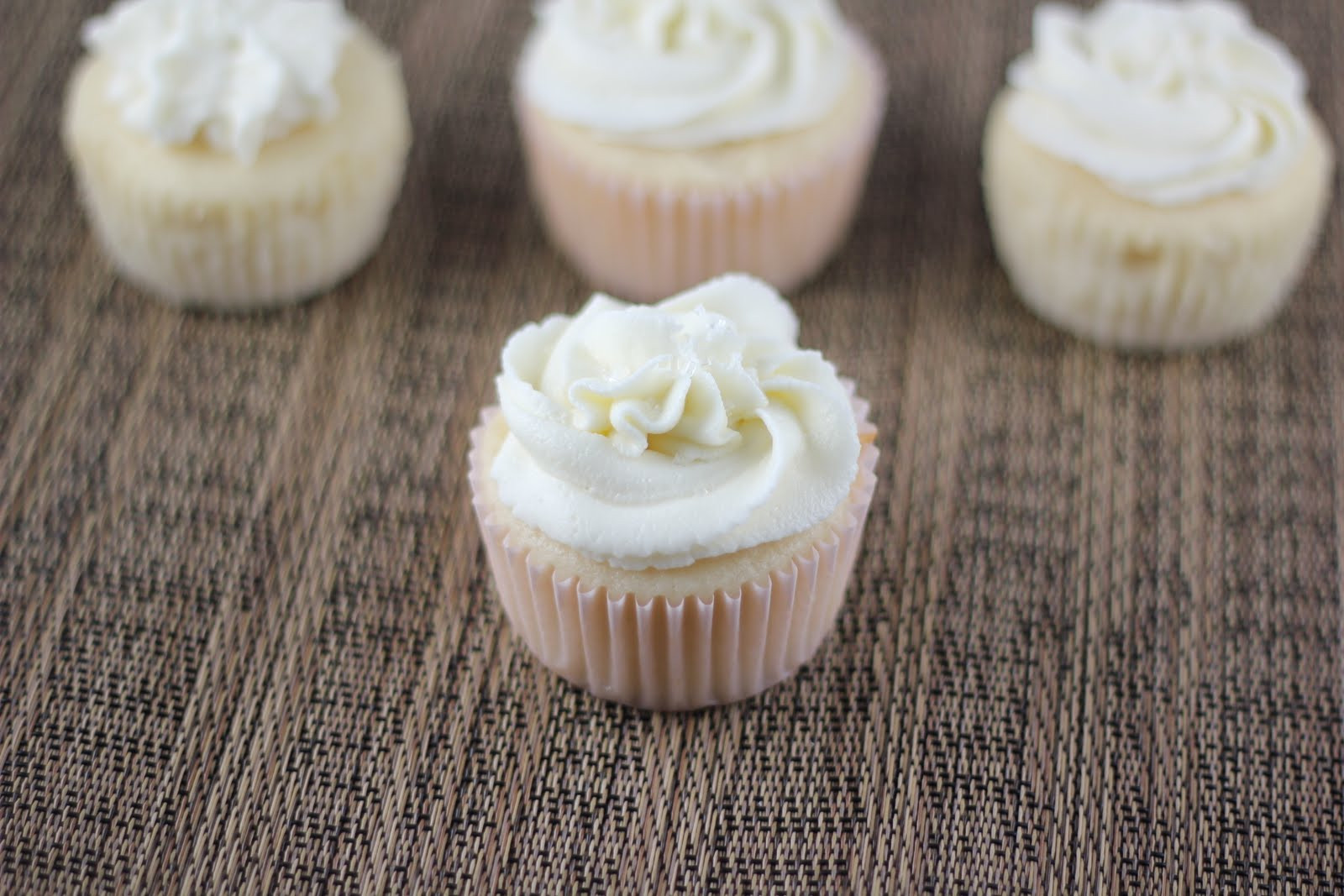 Wedding Cake Cupcakes Recipe
 White Wedding Cake Cupcakes A Zesty Bite