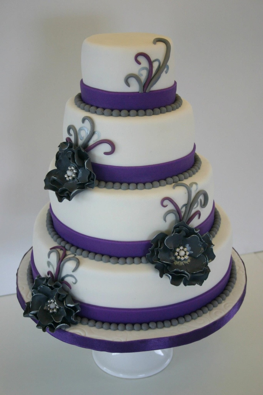 Wedding Cake Purple And White
 White Purple Wedding Cake CakeCentral