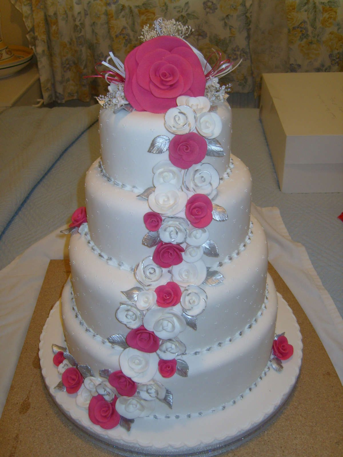 Wedding Cake Recipes From Cake Boss
 30 ULTIMATE WEDDING CAKES TO STEAL THE SHOW