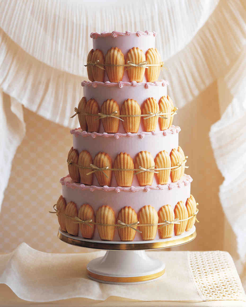 Wedding Cake Recipes Martha Stewart
 25 Amazing Beach Wedding Cakes