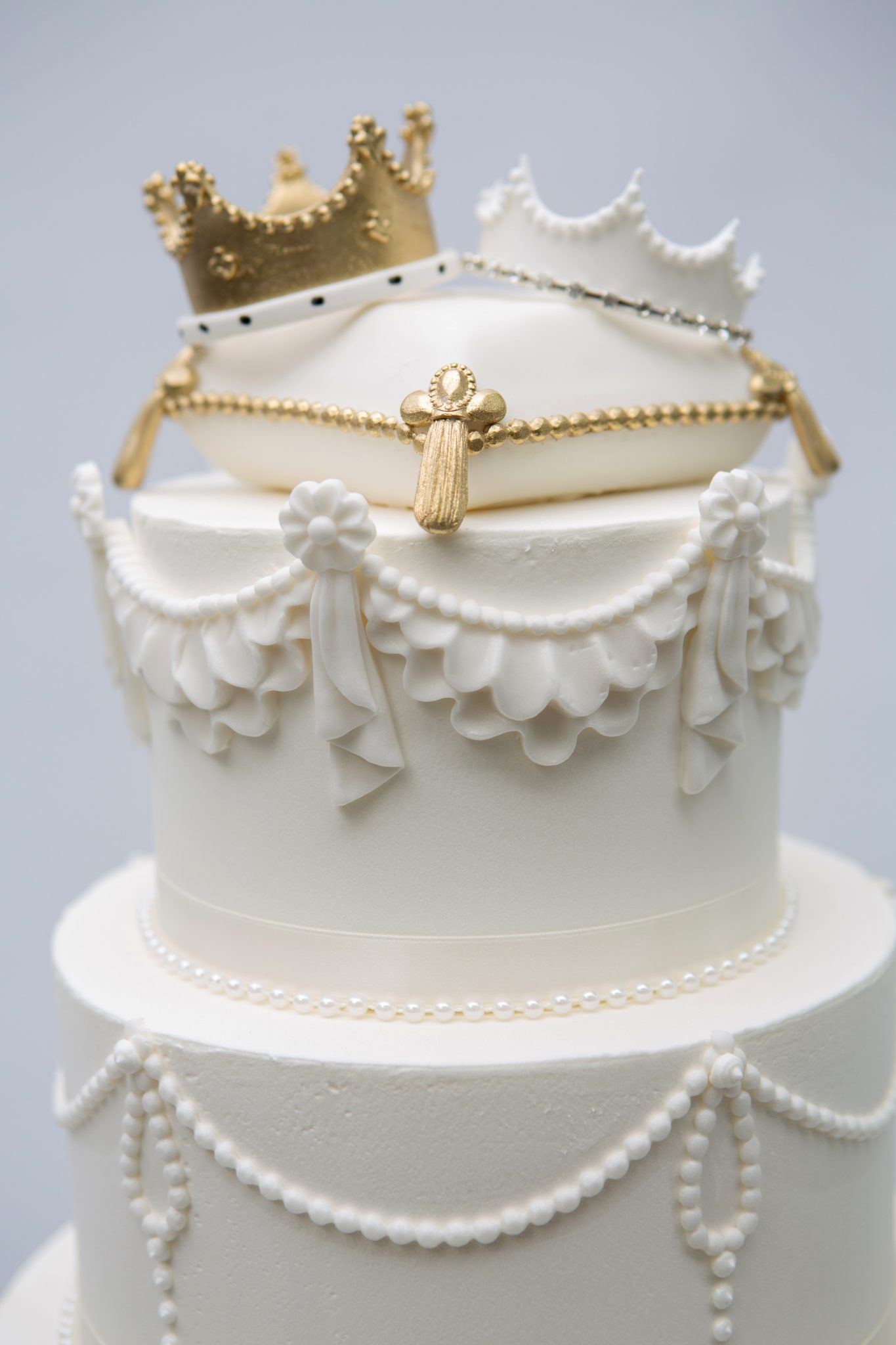 Wedding Cakes 2018
 CHL Wedding Cake Trends 2018 Fondant Cake