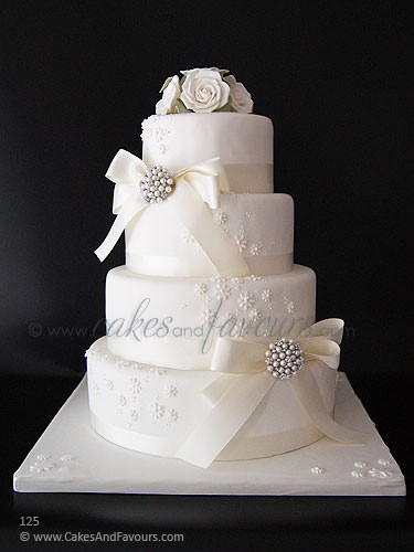 Wedding Cakes 4 Tier
 f e