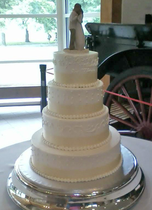 Wedding Cakes Akron Ohio
 Tiffany s Bakery Akron Ohio • Wedding Cakes