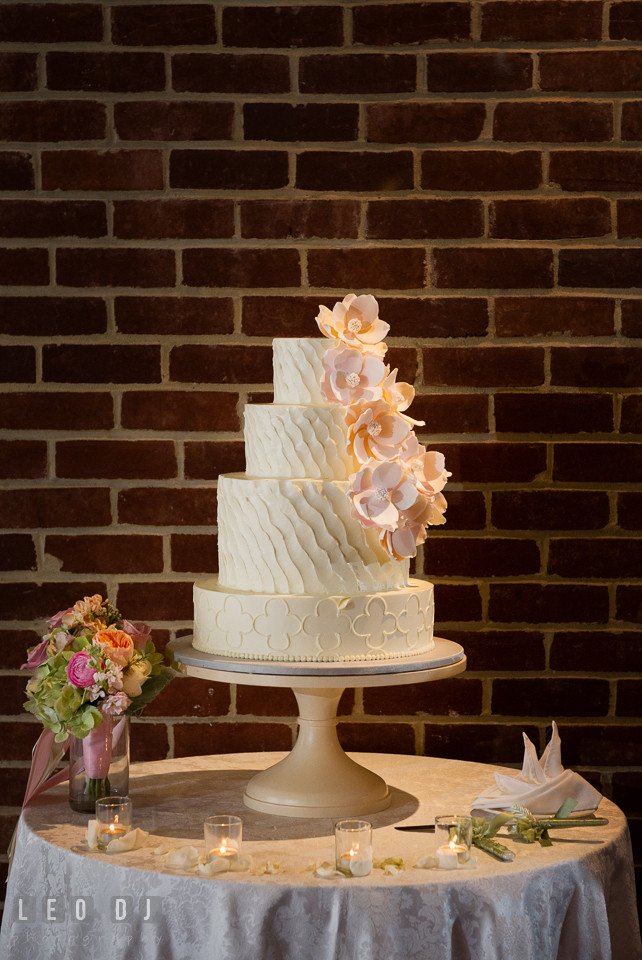 Wedding Cakes Annapolis
 HIA Governor Calvert House Wedding Laura Jason