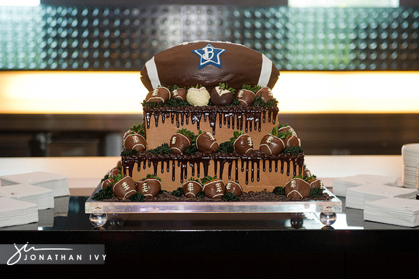 Wedding Cakes Arlington Tx
 Dallas Cowboys Stadium Wedding s Arlington Texas