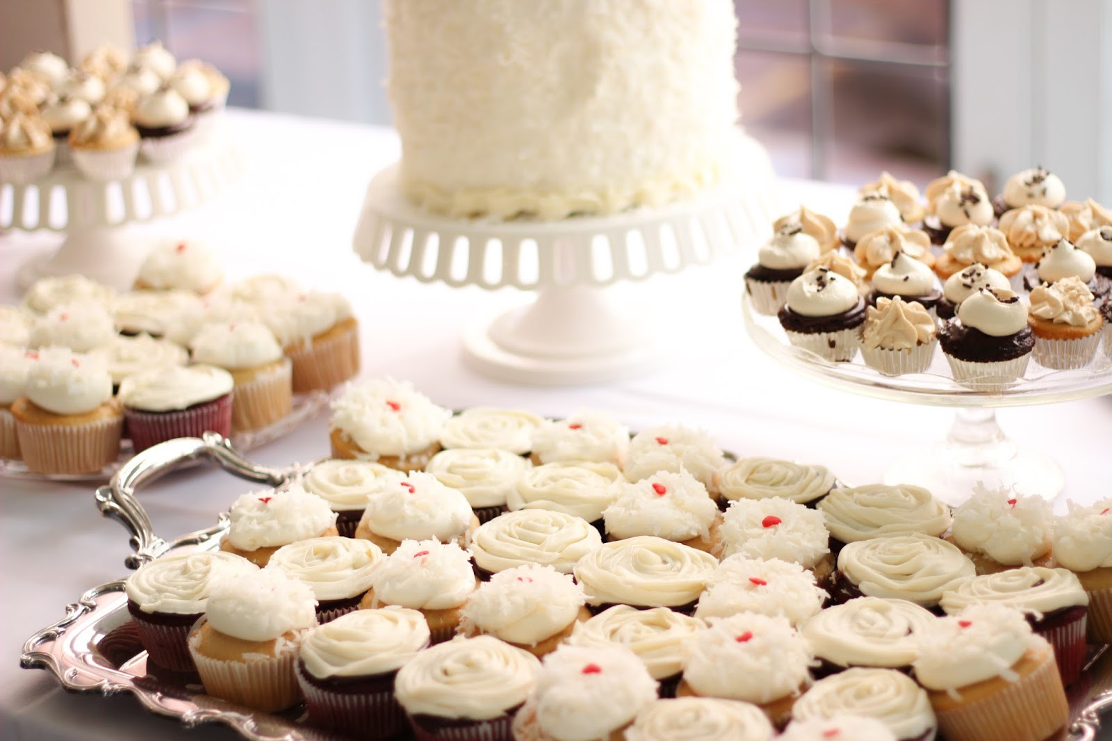 Wedding Cakes Bellingham Wa
 GRAPEFRUIT AND GOLD CUPIECAKES WEDDING SWEETS