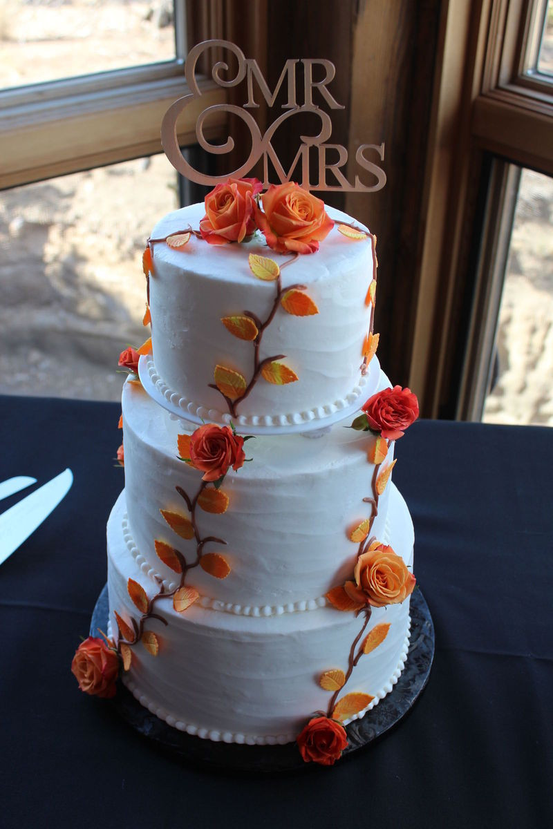 Wedding Cakes Bend Oregon
 The Cake Lady Shoppe Wedding Cake Bend OR WeddingWire