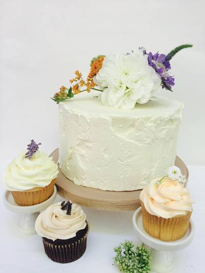 Wedding Cakes Bend Oregon
 Wedding Cakes Bend Oregon Custom Wedding Cakes Dreamin