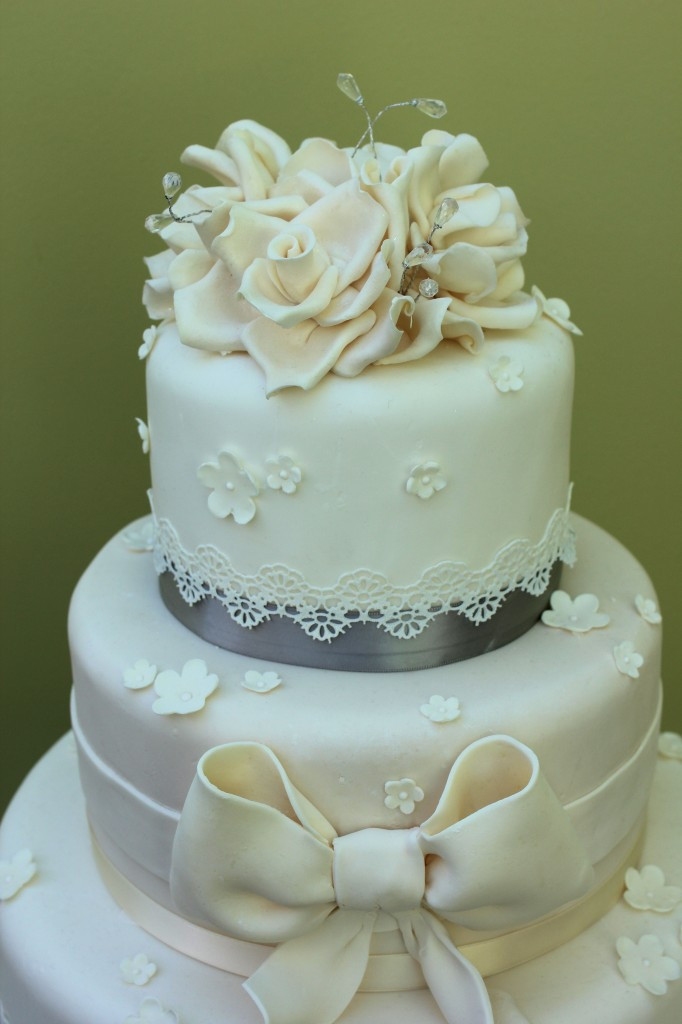Wedding Cakes Blog
 Modern Cake Trends Lace Wedding Cakes Baytree Wedding