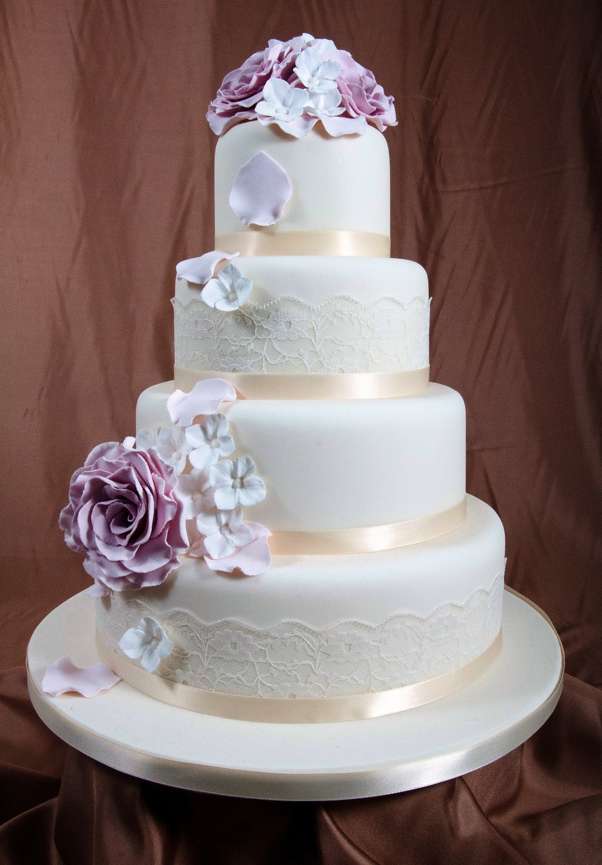 Wedding Cakes Blogs
 Wedding Cake A Gallery of Cakes by Shelly WeddingDates