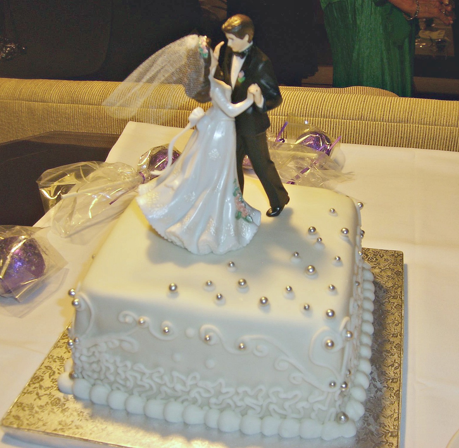 Wedding Cakes Bloomington Il
 Wedding cakes bloomington il idea in 2017