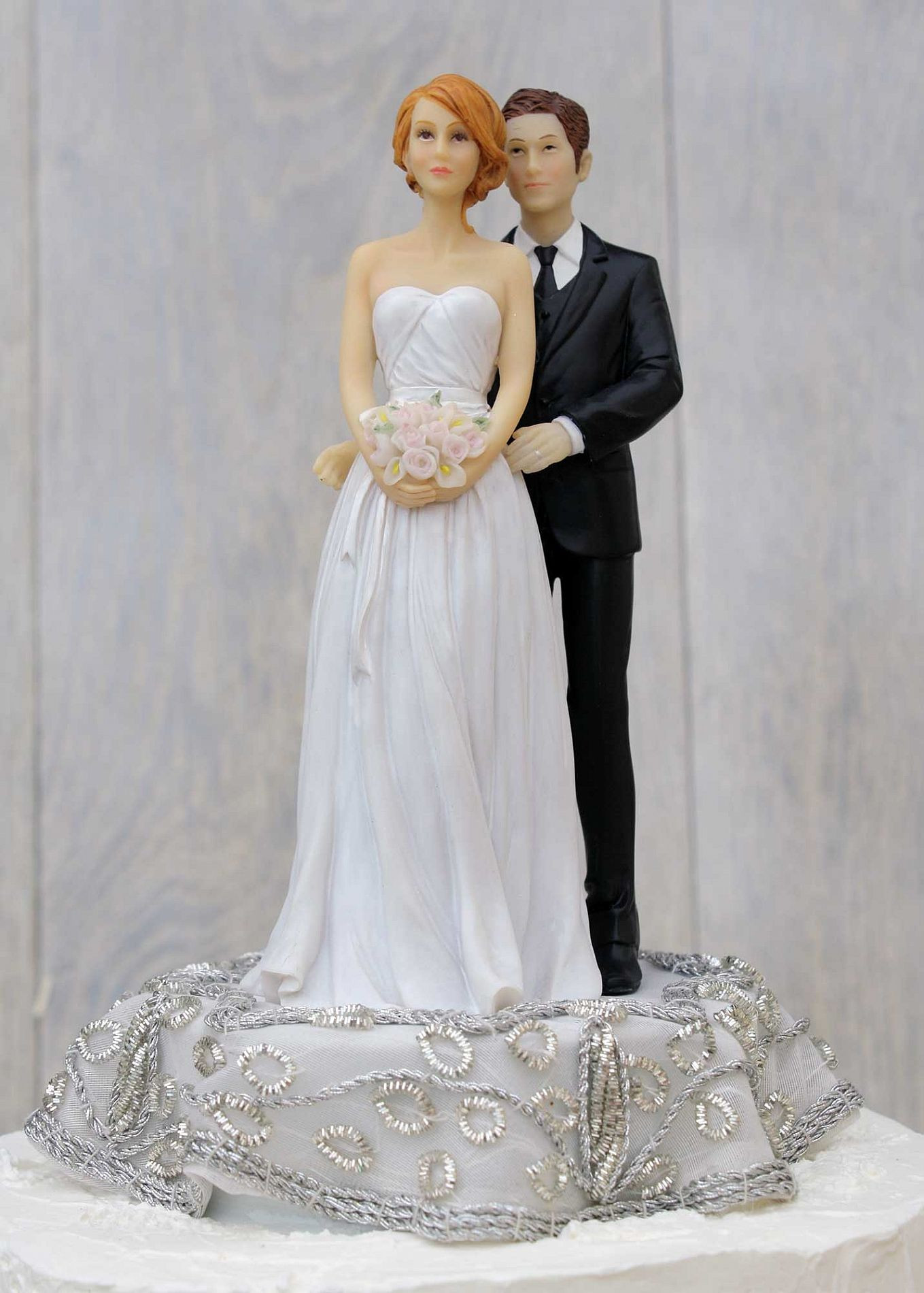 Wedding Cakes Bride And Groom
 Bride and groom wedding cake toppers idea in 2017