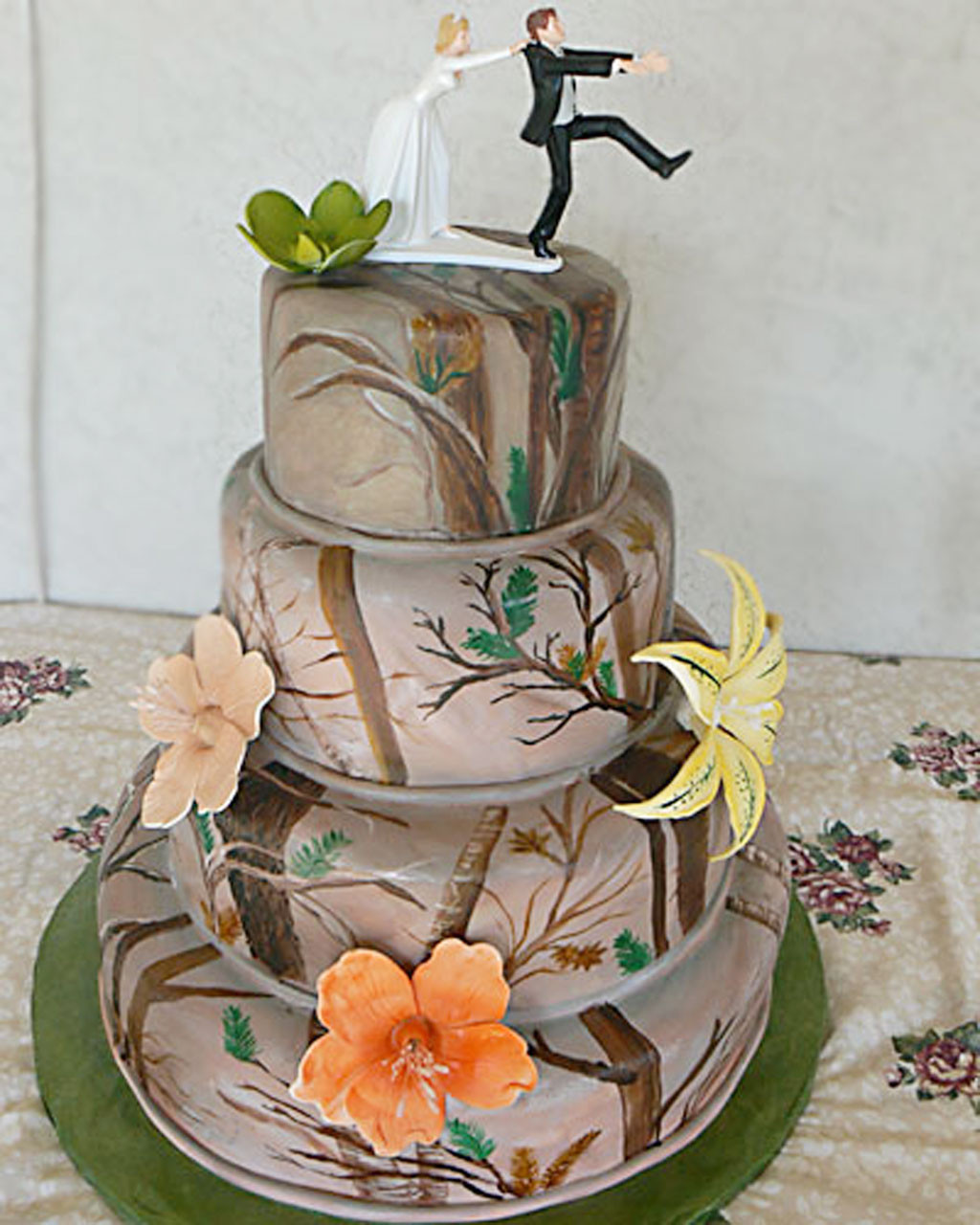 Wedding Cakes Camo
 Camouflage Wedding Cake Ideas Wedding Cake Cake Ideas by