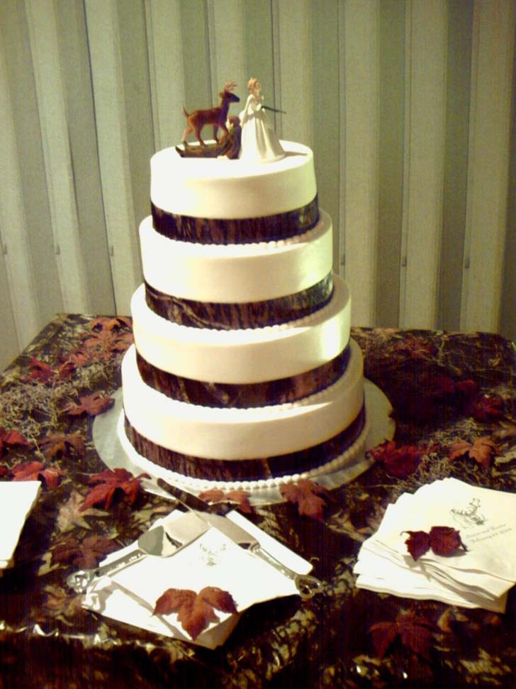 Wedding Cakes Camouflage
 Top 5 Camo Wedding Cakes