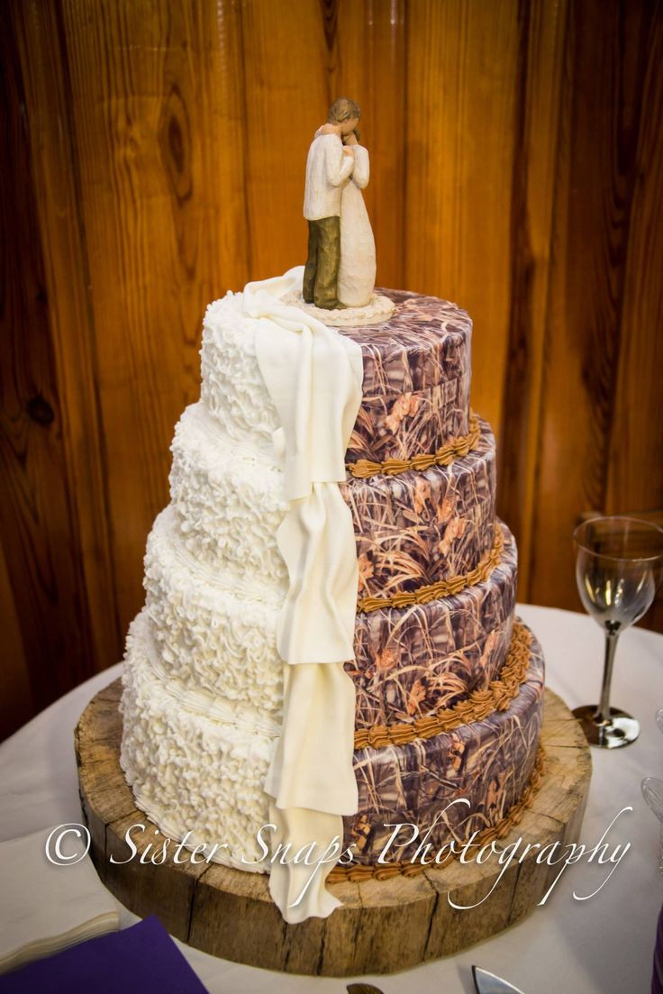 Wedding Cakes Camouflage
 Best 25 Camo wedding cakes ideas on Pinterest