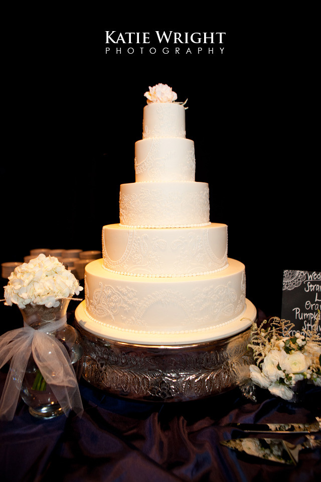 Wedding Cakes Clarksville Tn
 Clarksville Weddings Melanie & Cody The Cake