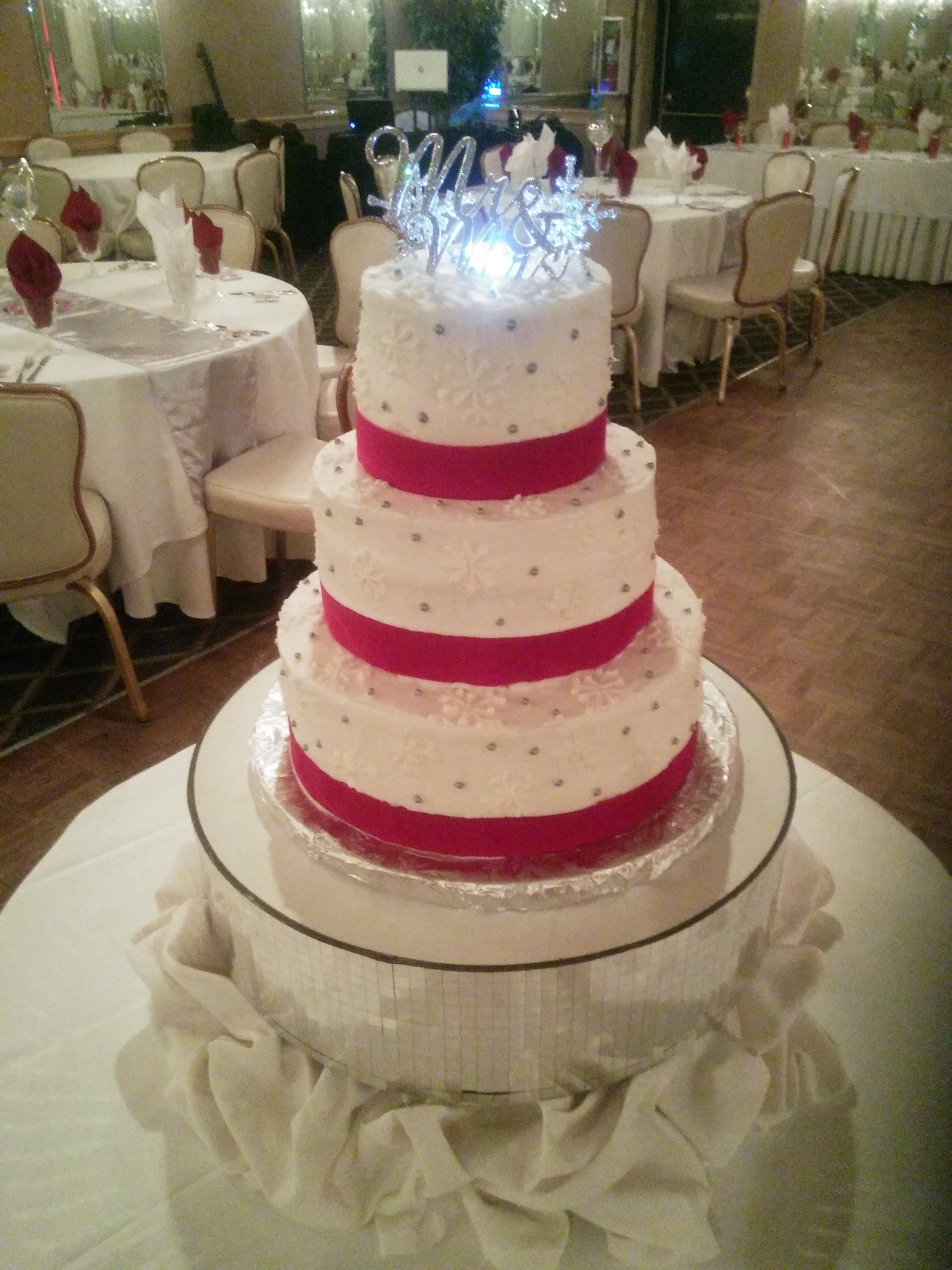 Wedding Cakes Cleveland
 s Custom Wedding Cakes and Designer Specialty Cakes